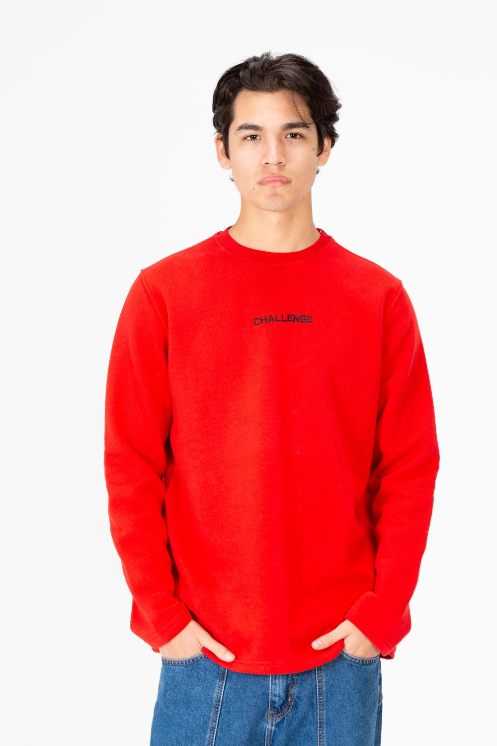 سويت شيرت رجالي بطبعة نصية ورقبة دائرية