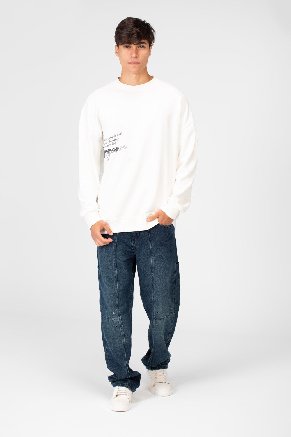 سويت شيرت رجالي كبير الحجم مطبوع برقبة دائرية