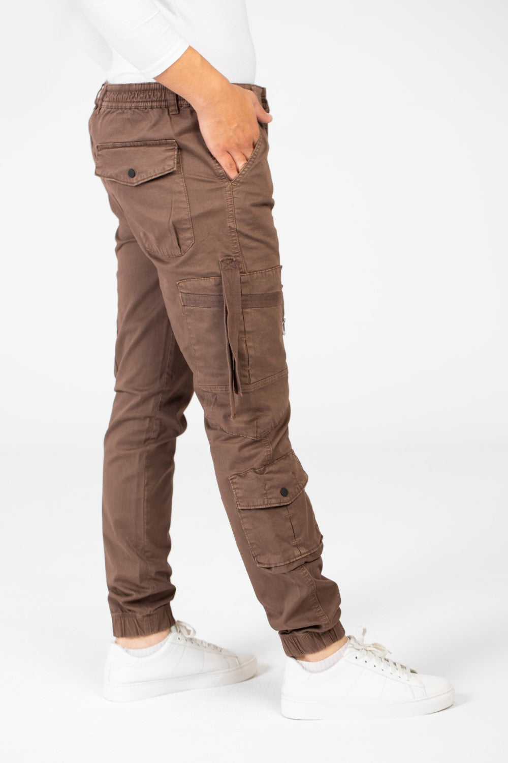 Men's Slim Fit Gabardine Sherwal Pants With Front Zip Pockets