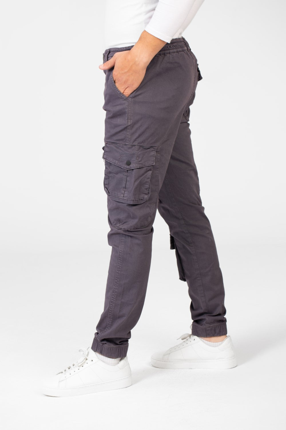 Men's Slim Fit Gabardine Sherwal Pants With Front Zip Pockets
