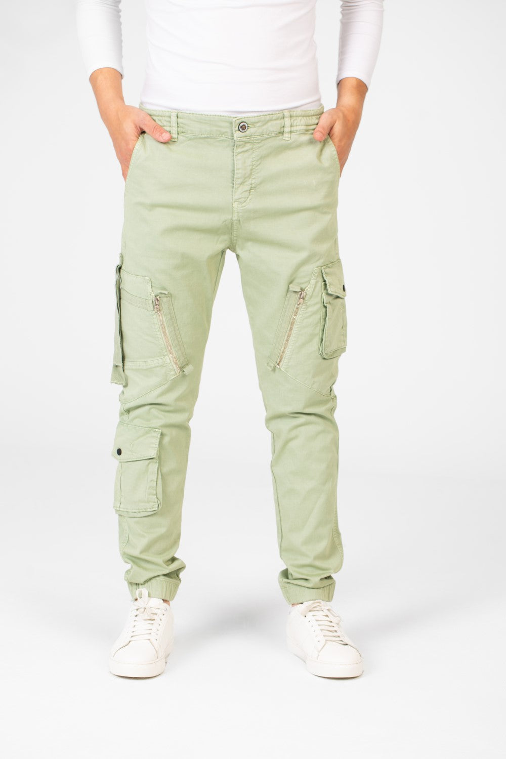 Men's Slim Fit Gabardine Sherwal Pants With Front Zip Pockets