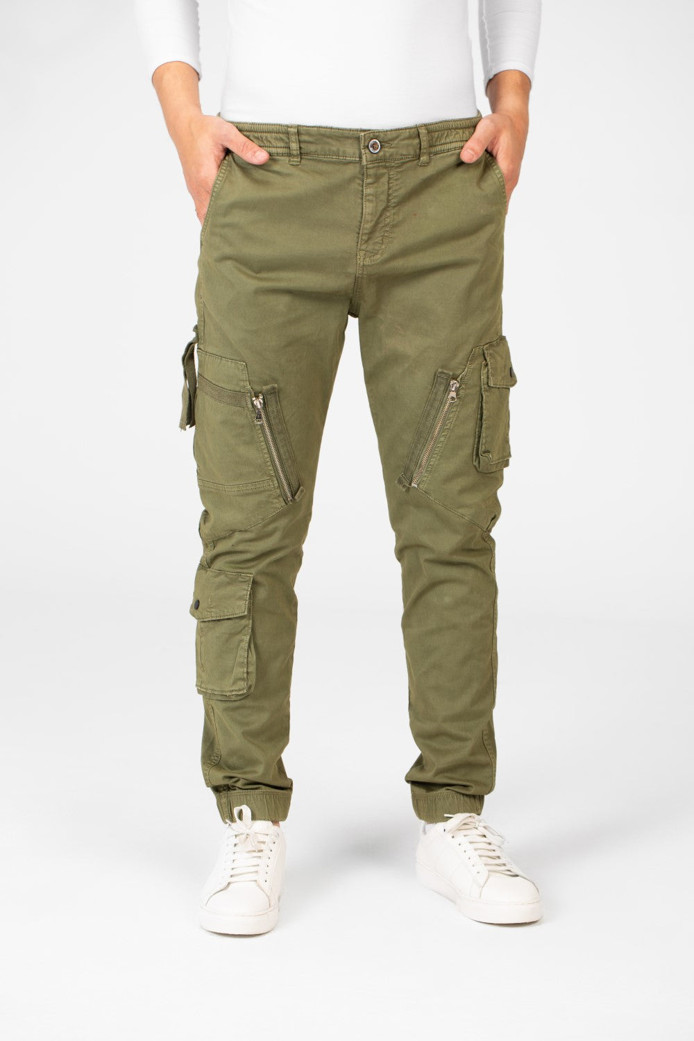 Men's Slim Fit Gabardine Sherwal Pants With Front Zip Pockets