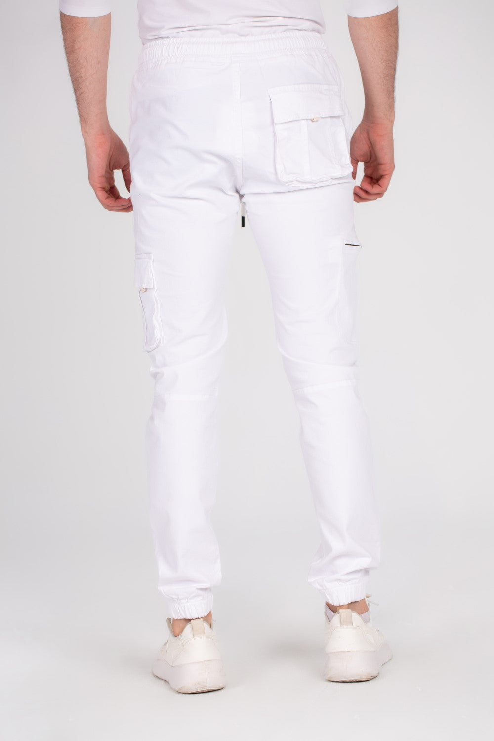 شروال رجالي مصنوع من الجبردين الناعم لتوفير أقصى درجات الراحة والمتانة مع بنطال عالي الجودة