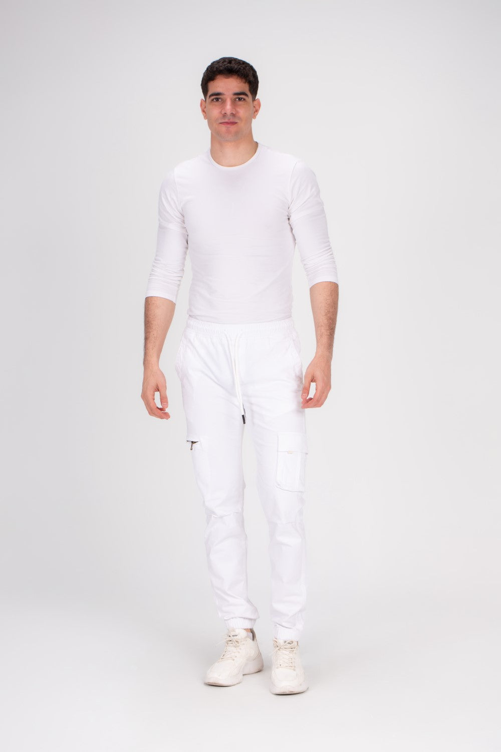 شروال رجالي مصنوع من الجبردين الناعم لتوفير أقصى درجات الراحة والمتانة مع بنطال عالي الجودة