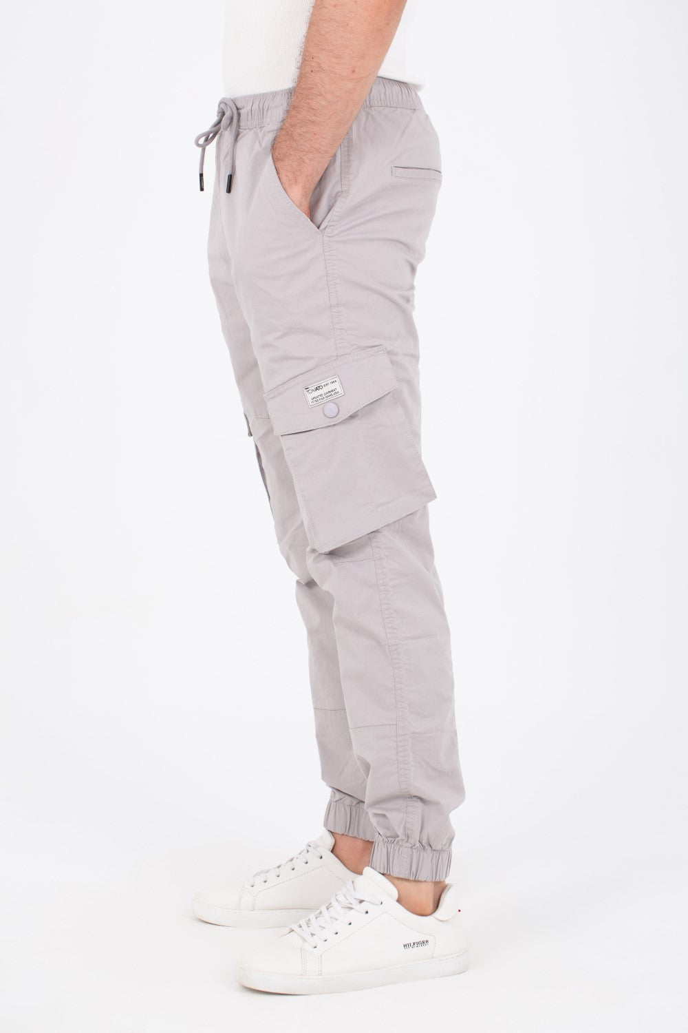 Mens Gabardine Pants With Elastic Waistband And Modern Side Pockets