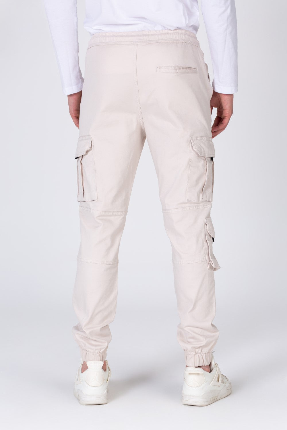 بنطلون رجالي من قماش الجبردين بخصر مطاطي وجيوب وسحاب أمامي