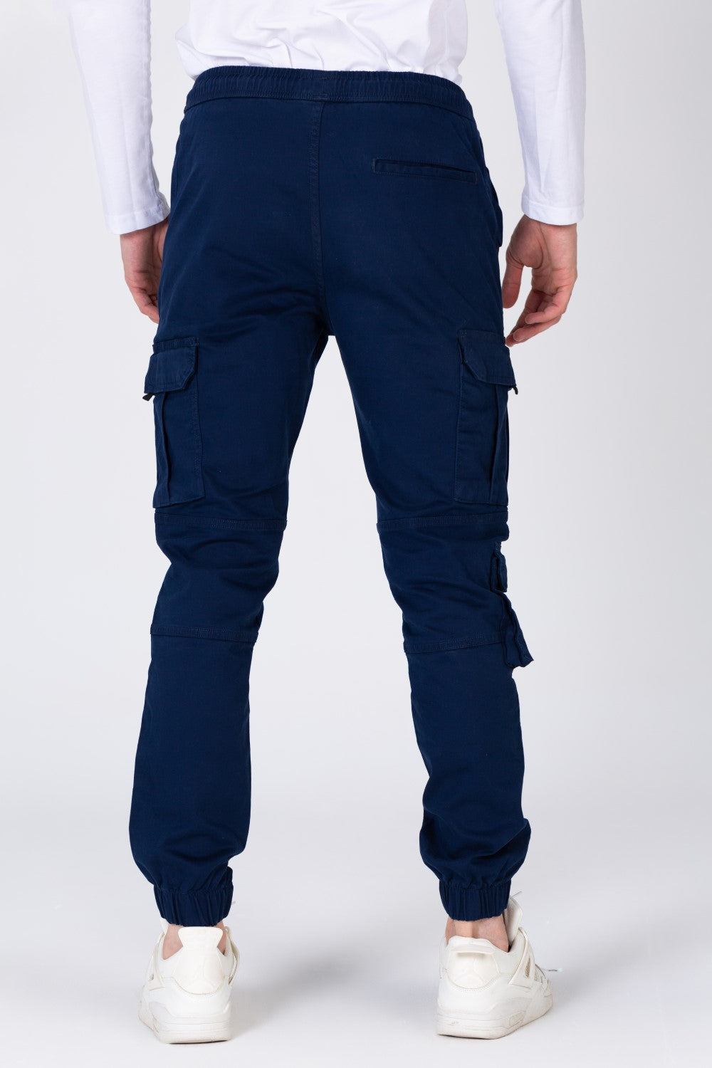 بنطلون رجالي من قماش الجبردين بخصر مطاطي وجيوب وسحاب أمامي