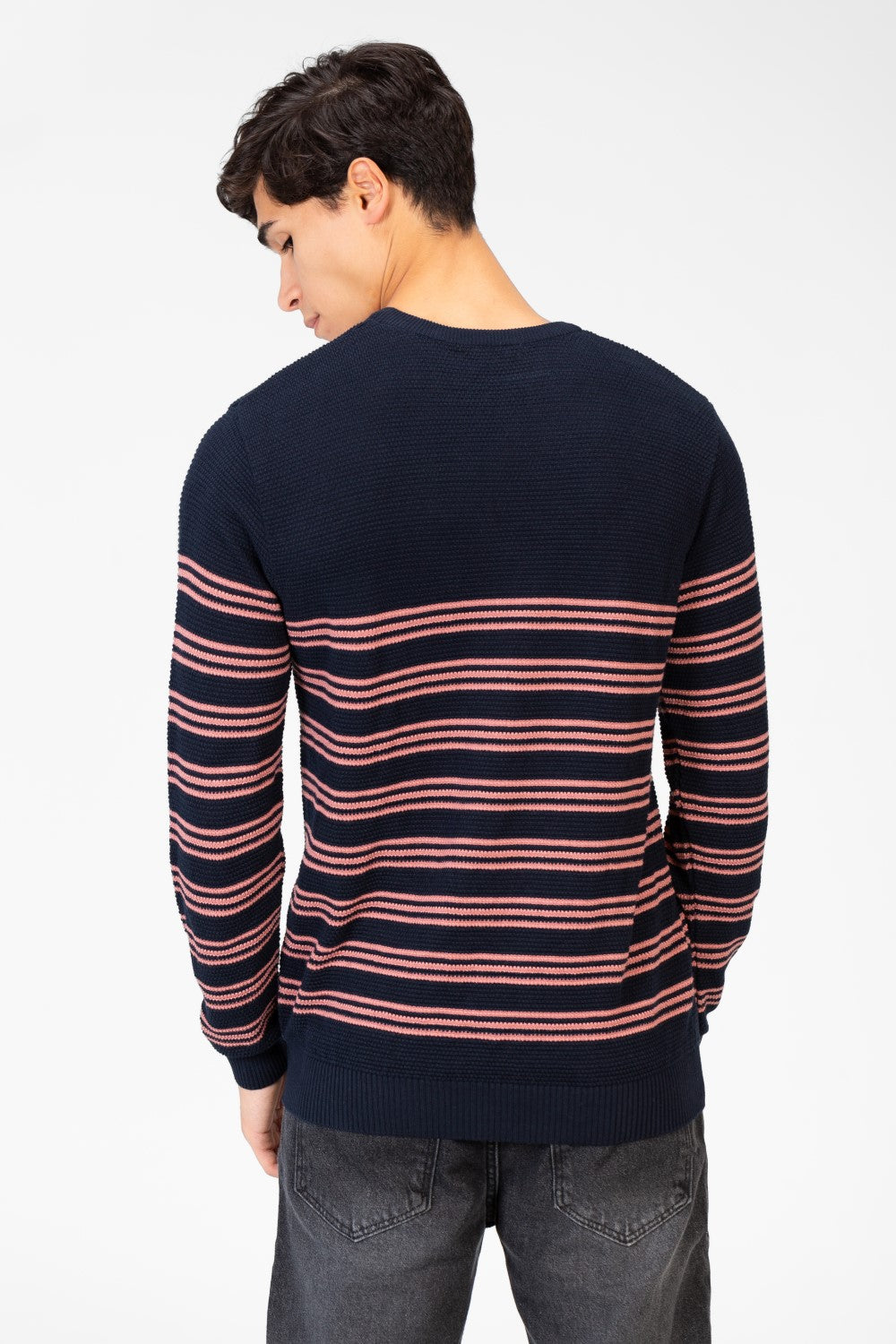 Men's Striped Sweater Pullover With Round Neck And Long Sleeves
