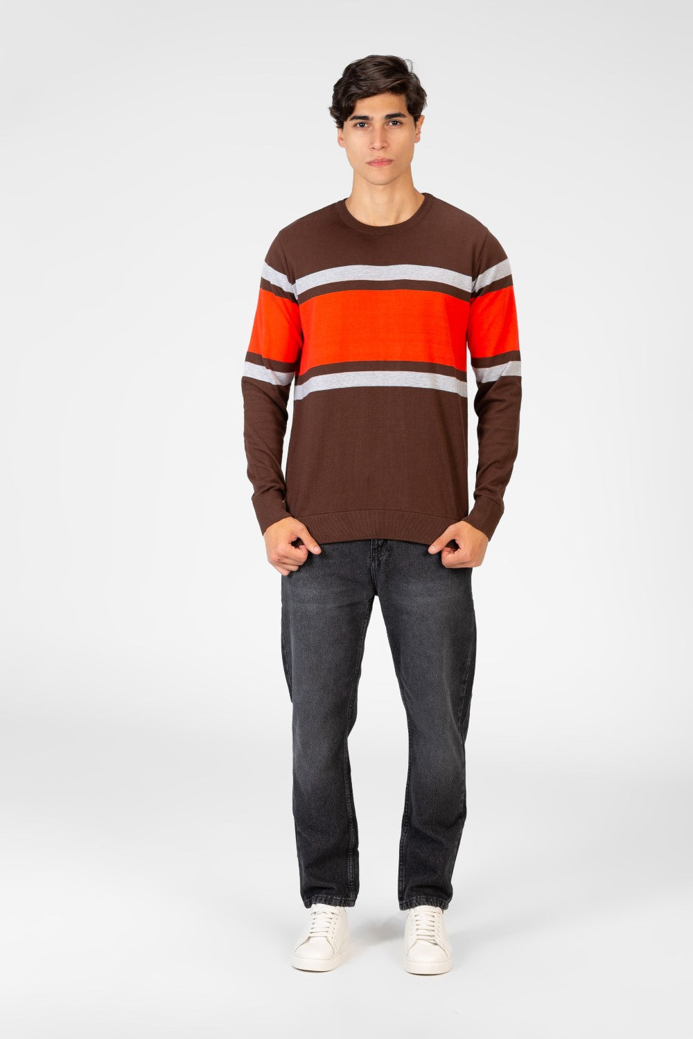 Men's Round Neck Striped Pullover With Long Sleeves