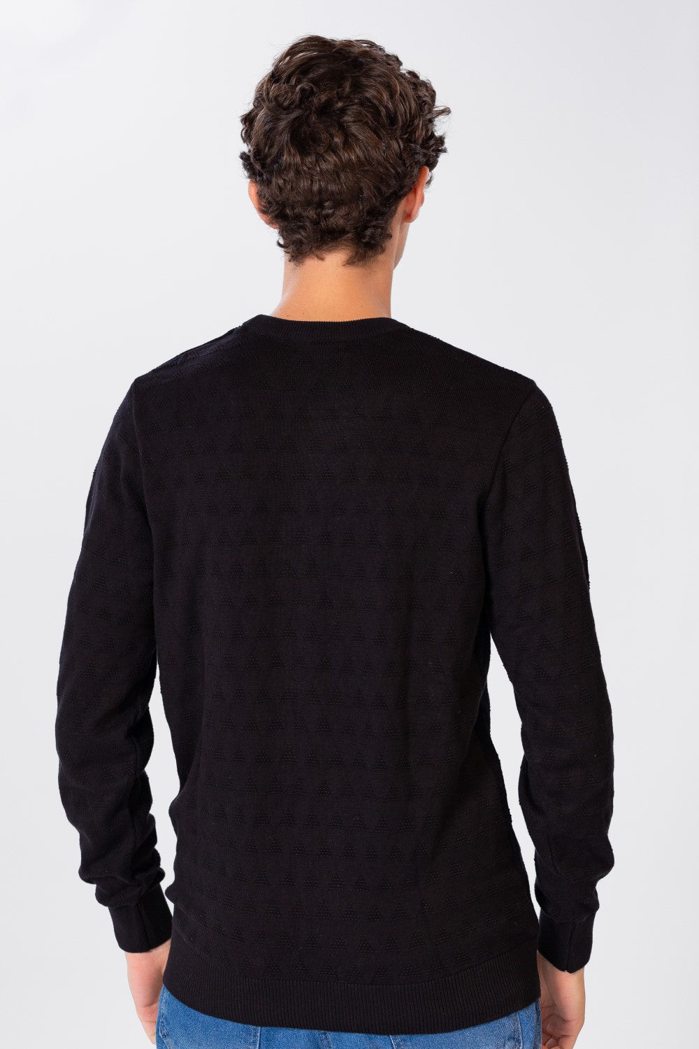 Men's Solid Pullover With Round Neck And Long Sleeves