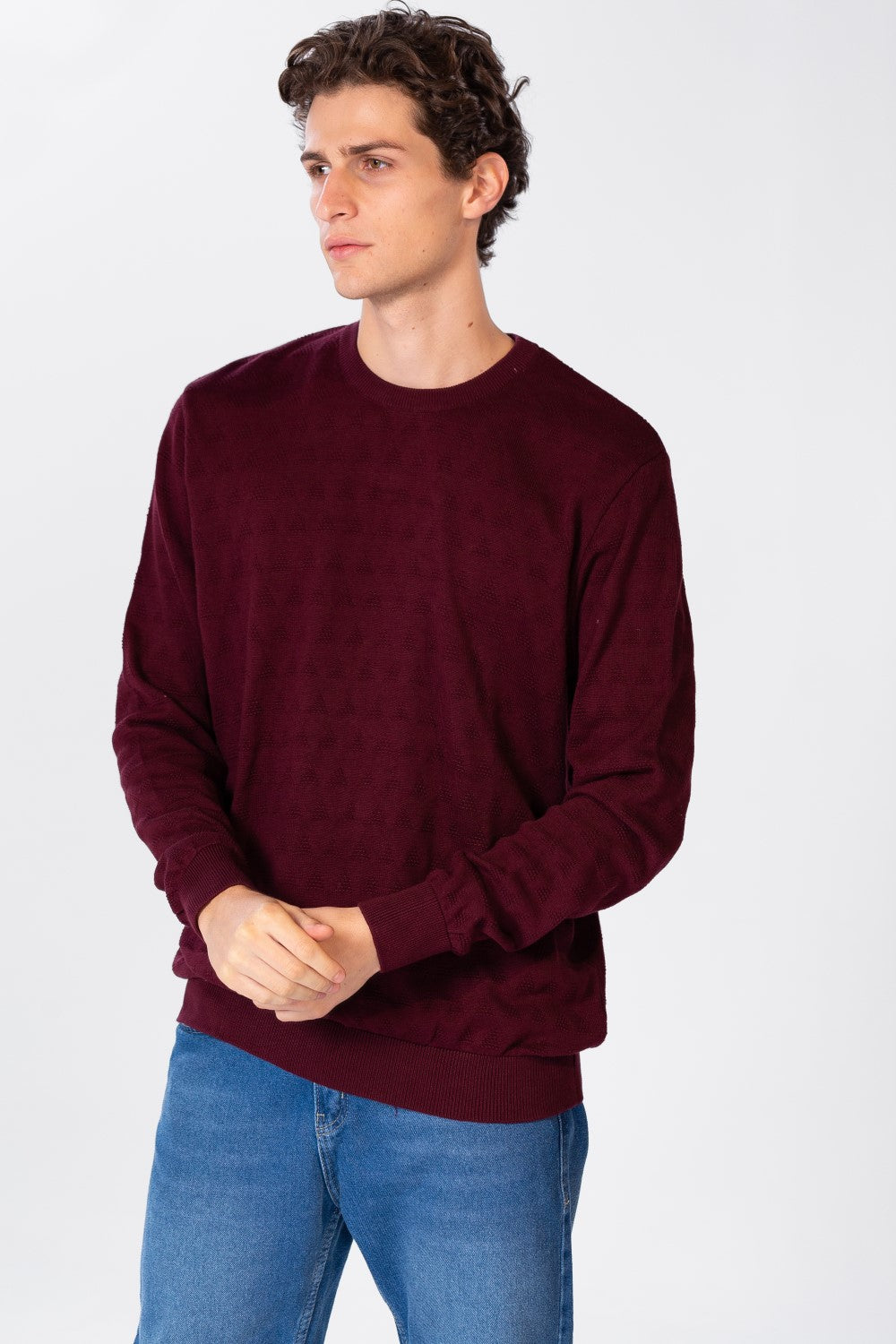 Men's Solid Pullover With Round Neck And Long Sleeves