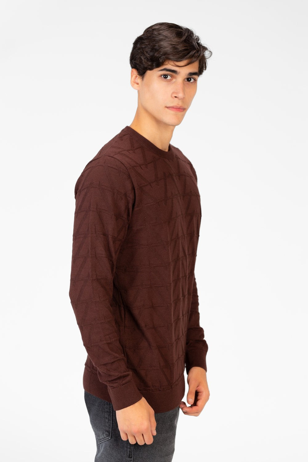 Men's Round Neck Pullover With Long Sleeves