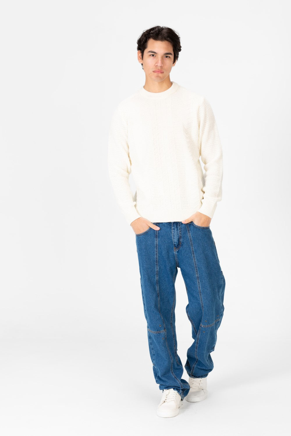 Men's Long Sleeve Round Neck Knitted Pullover Sweater