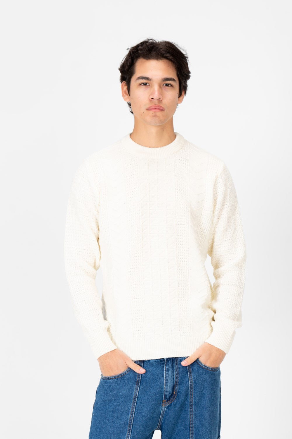 Men's Long Sleeve Round Neck Knitted Pullover Sweater