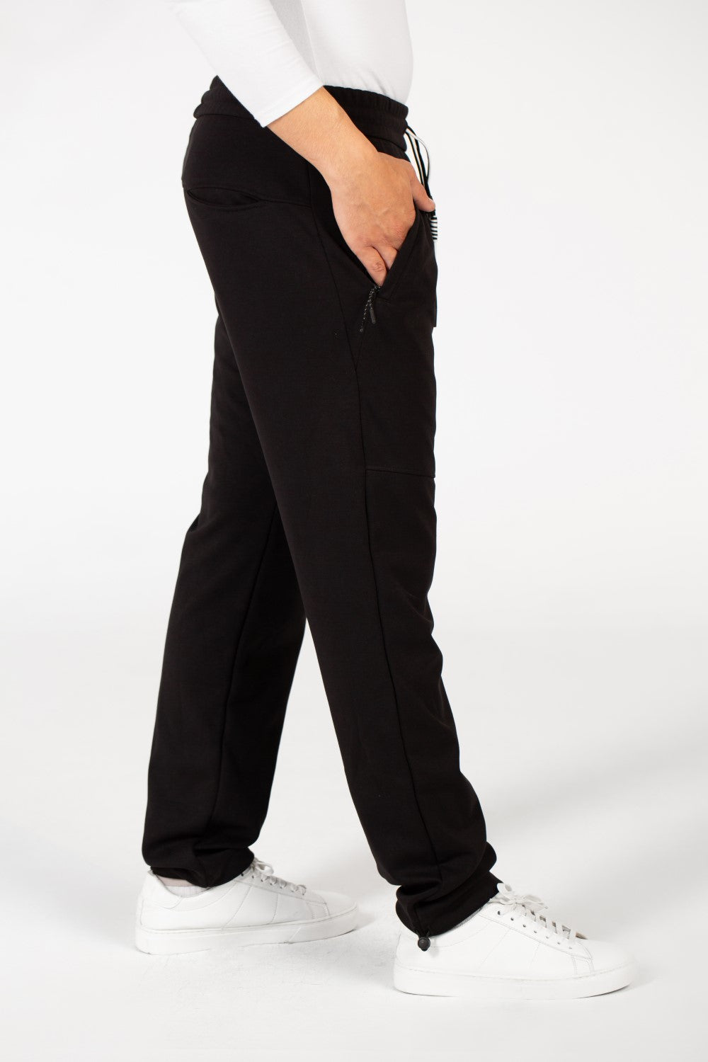 Men's Oversized Modern Sweatpants