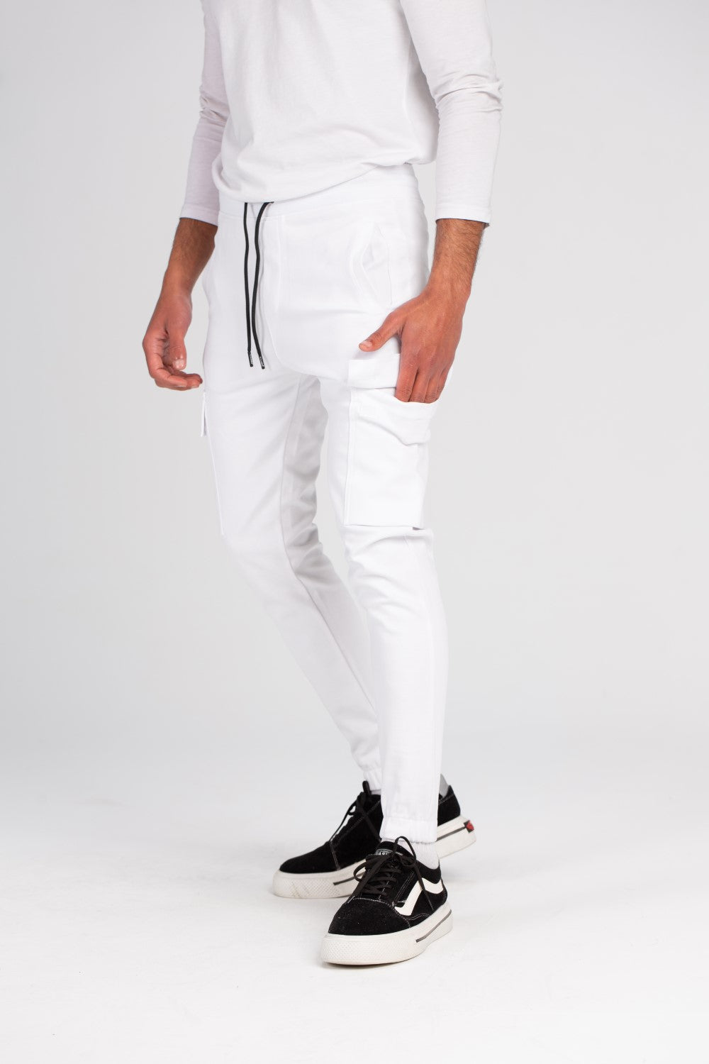 بنطال رياضي رجالي فضفاض بقصّة فريدة وقصّة ضيقة