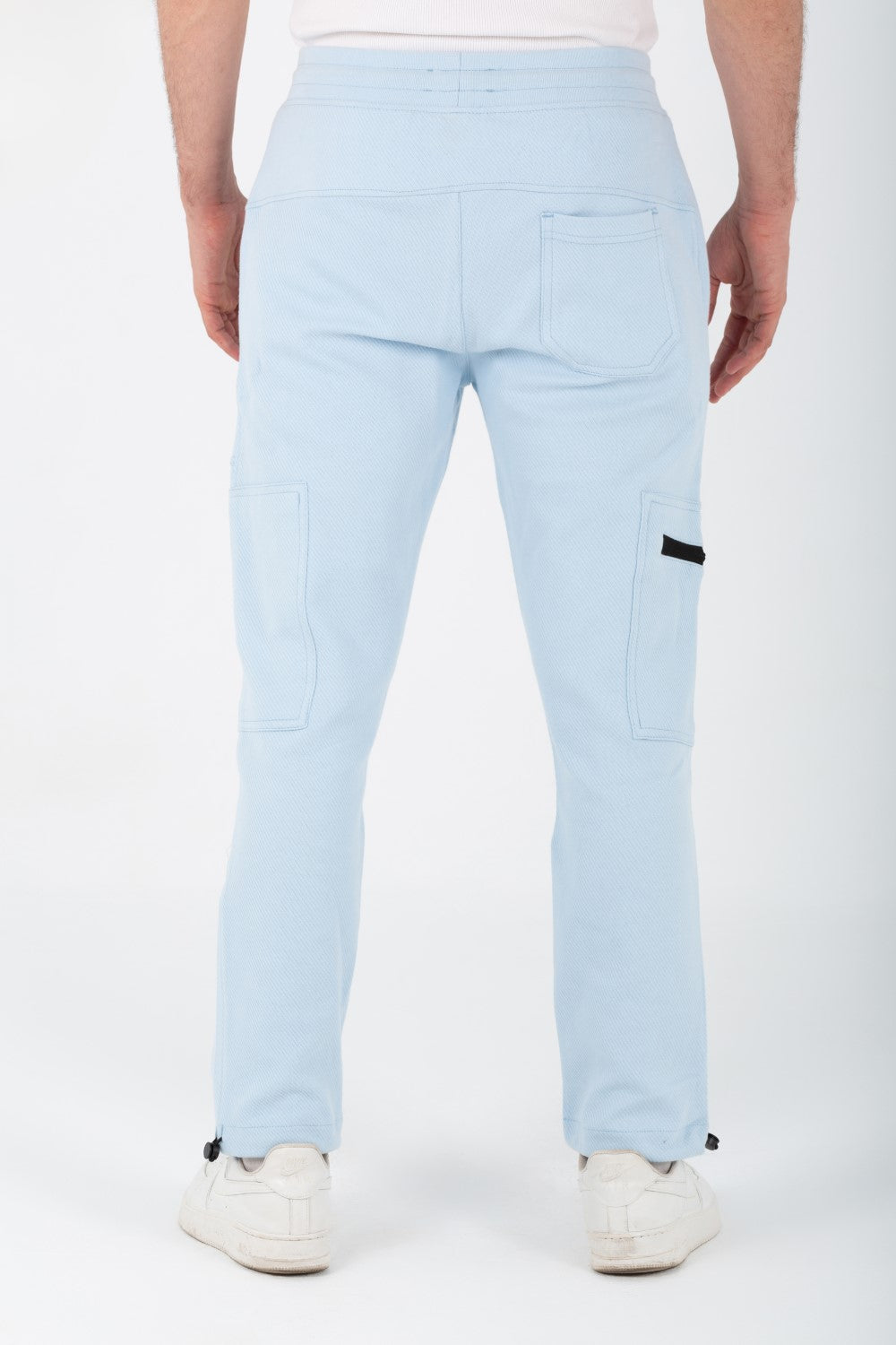 بنطلون رياضي رجالي بجيوب جانبية عصرية مصنوع من قطن ميلتون