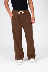 بنطال رياضي رجالي مخملي بحزام خصر مطاطي وقصة عصرية وجيب خلفي