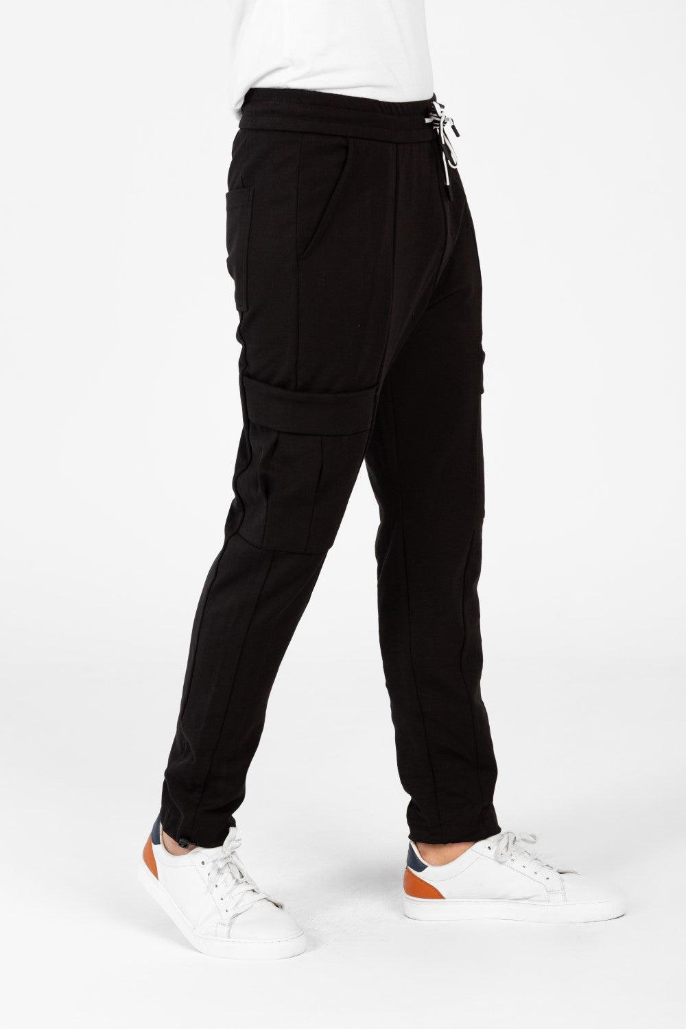 Men's Slim Fit Sweatpants With Side Pockets
