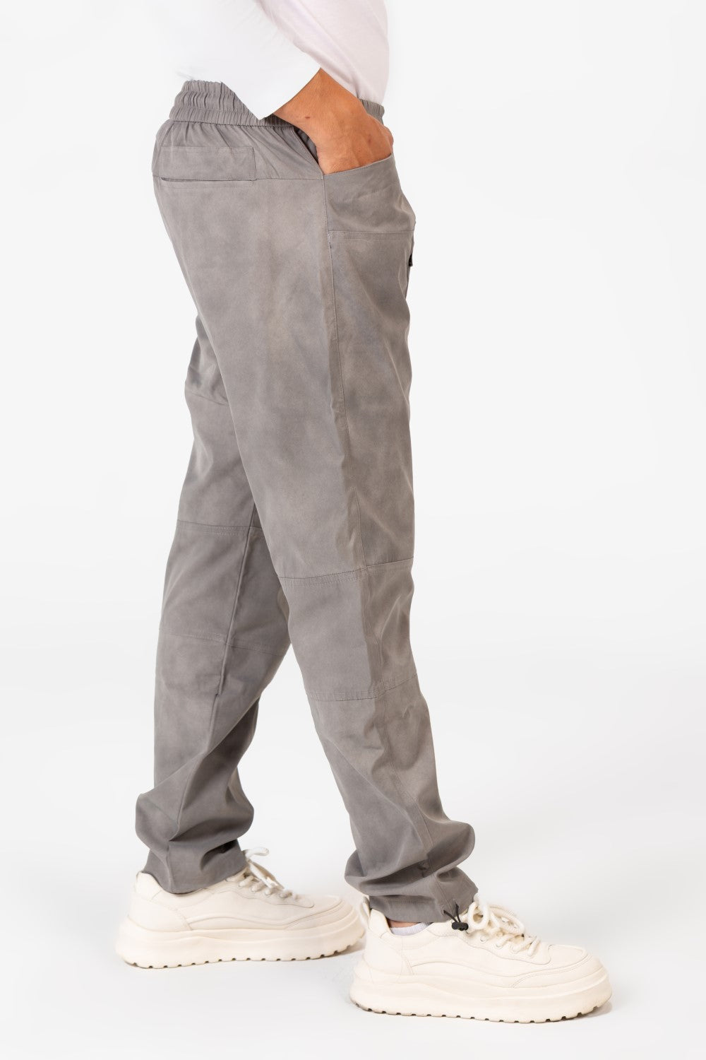 بنطلون رياضي رجالي كبير الحجم بحزام خصر مطاطي وجيوب عصرية بسحاب