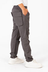 Men's Oversized Sweatpants With A Drawstring At The Middle And Modern Pockets