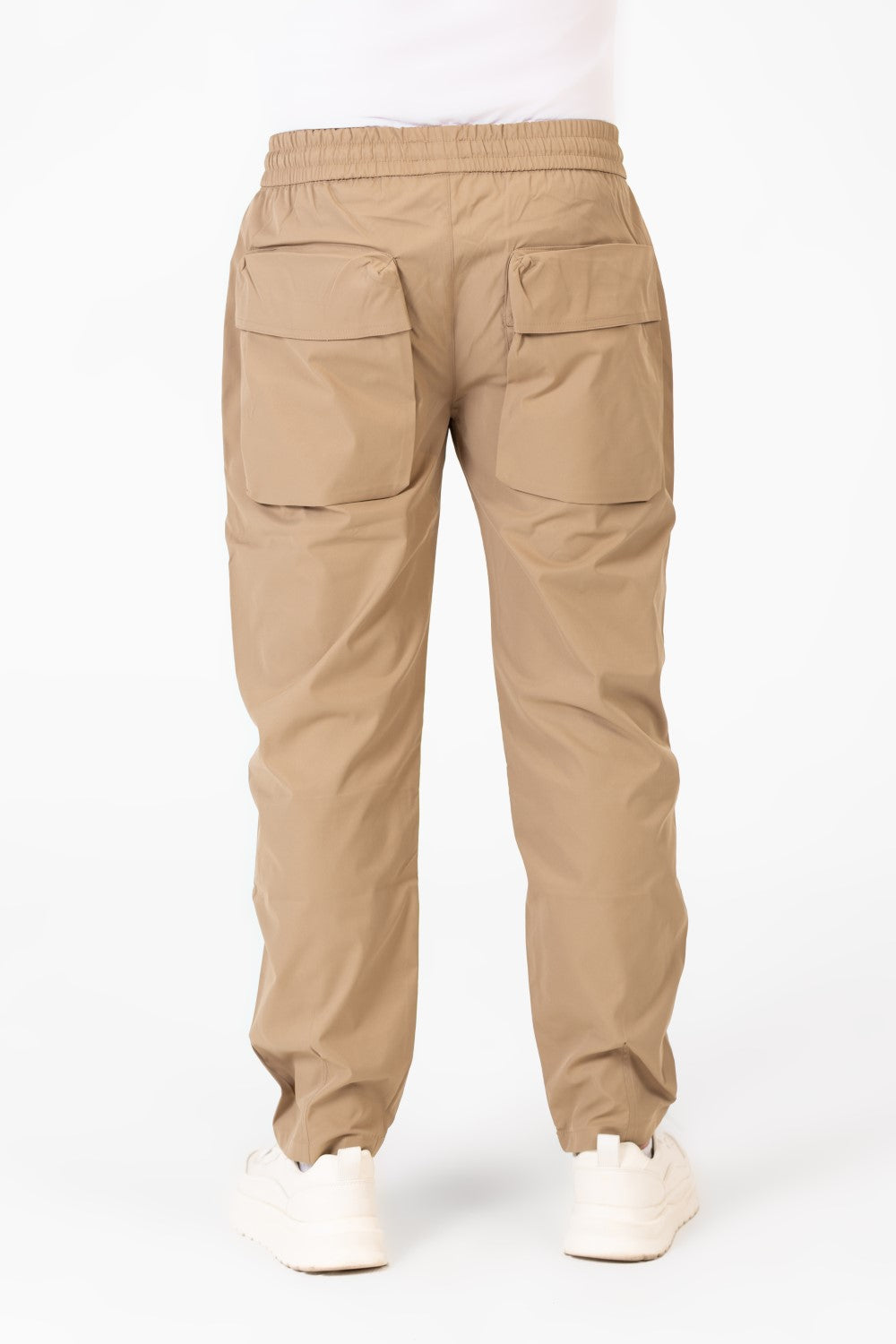 Men's Oversized Sweatpants With A Drawstring At The Middle And Modern Pockets