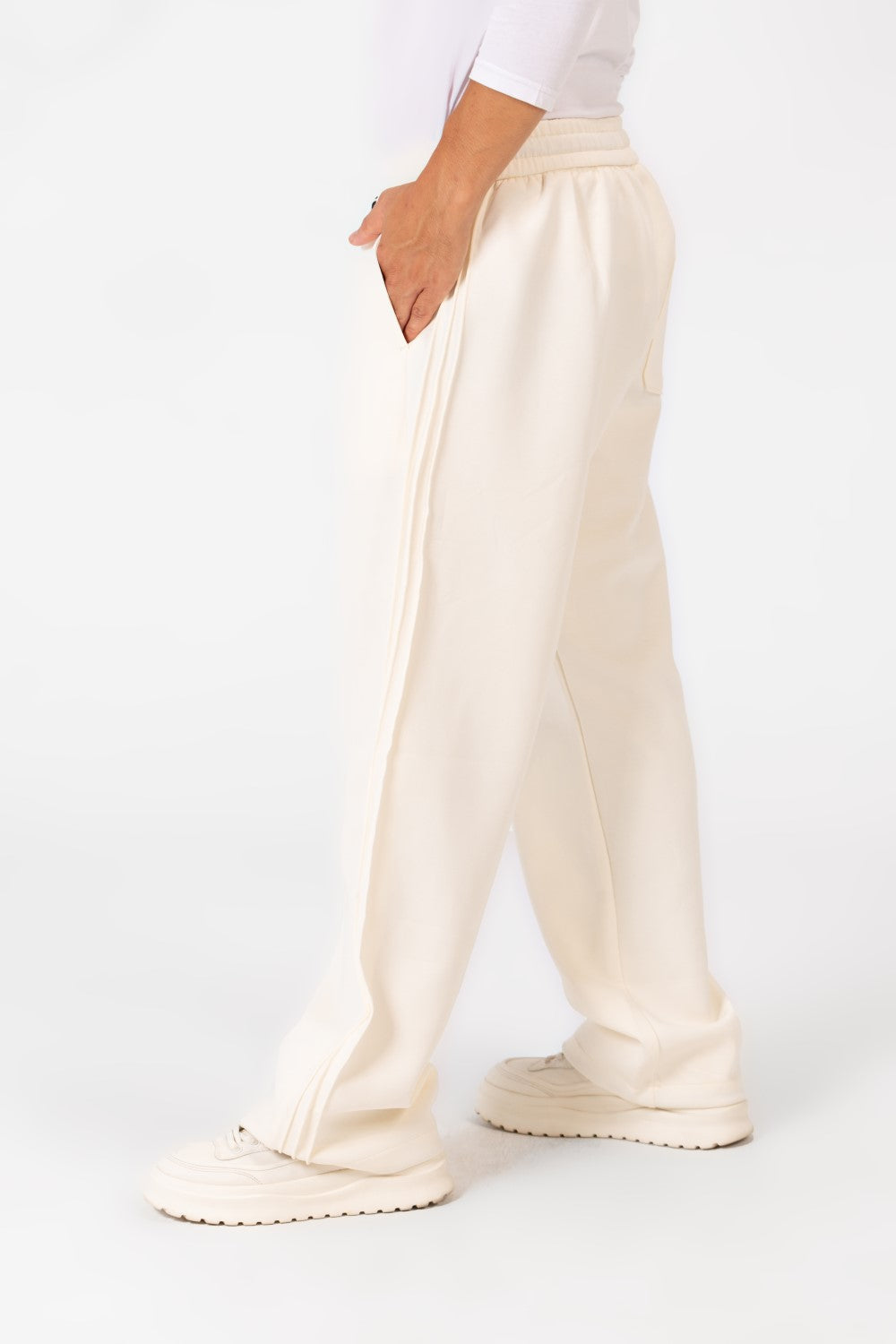 Men's Wide Leg Sweatpants With Elastic Waistband Drawstring And Modern Pockets For A Comfortable Fit