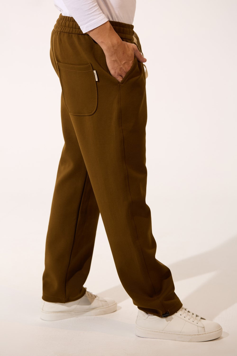 Men's Tomato Basic Oversized Sweatpants With Drawstring At The Middle And Back Pocket