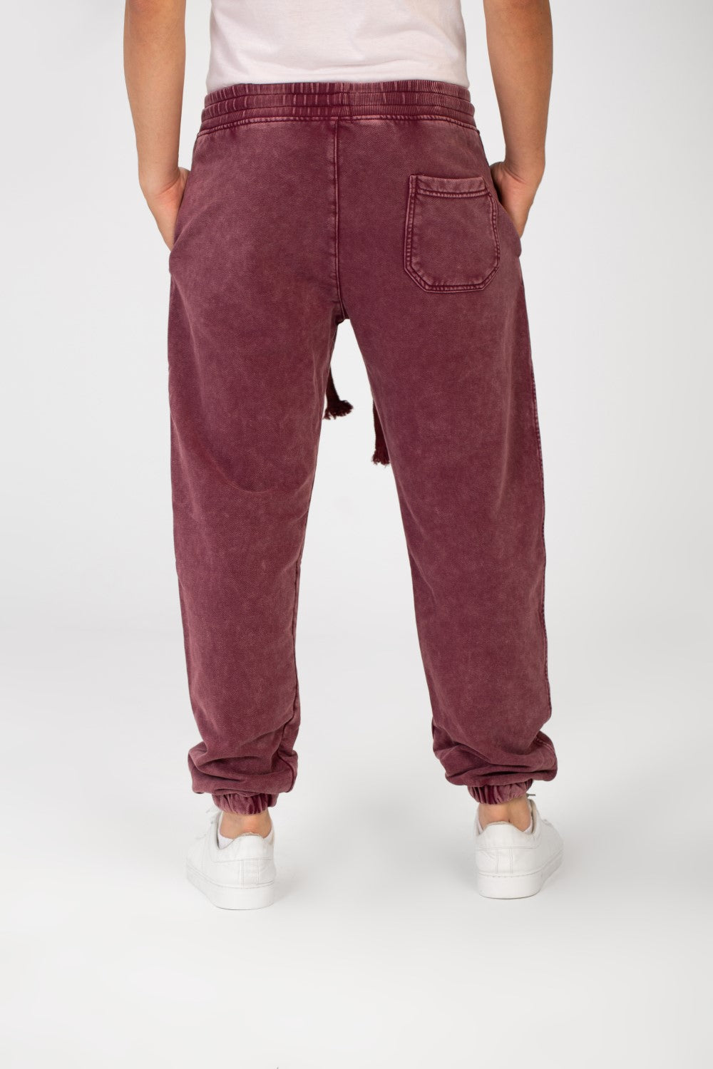 Men's Tomato Oversized Sweatpants With Modern Cut And Pockets