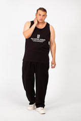 تي شيرت رجالي بمقاس كبير وياقة واسعة وطبعة نص أمامية