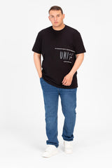 تي شيرت رجالي كبير الحجم برقبة دائرية وأكمام نصف مطبوعة من الأمام