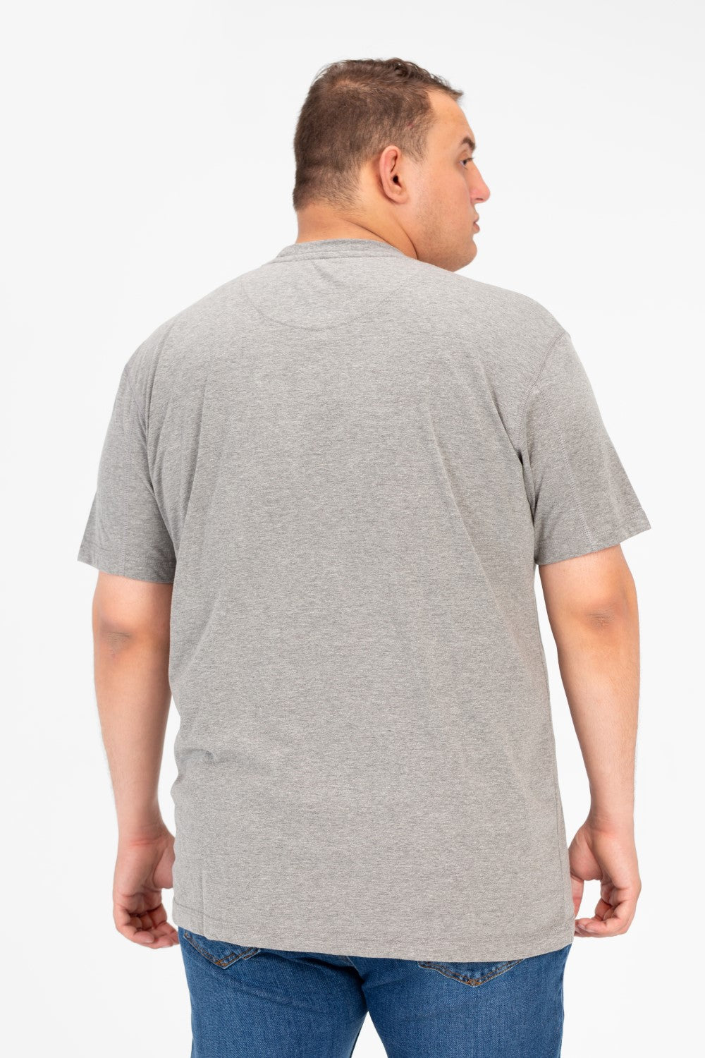 تي شيرت رجالي كبير الحجم برقبة دائرية وأكمام نصف مطبوعة من الأمام