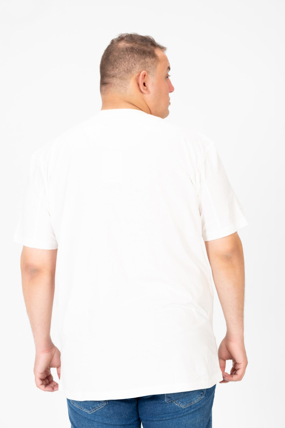 تي شيرت رجالي كبير الحجم مطبوع بأكمام نصفية ورقبة دائرية