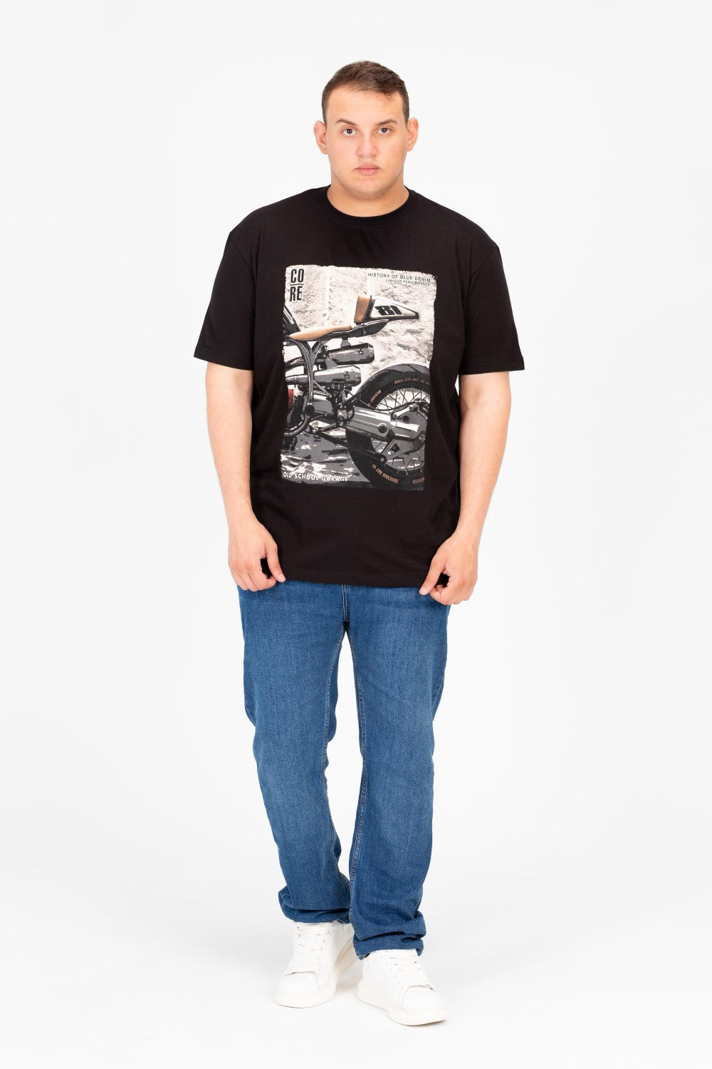 تي شيرت رجالي بمقاس كبير بأكمام قصيرة ورقبة دائرية وطبعة جرافيكية