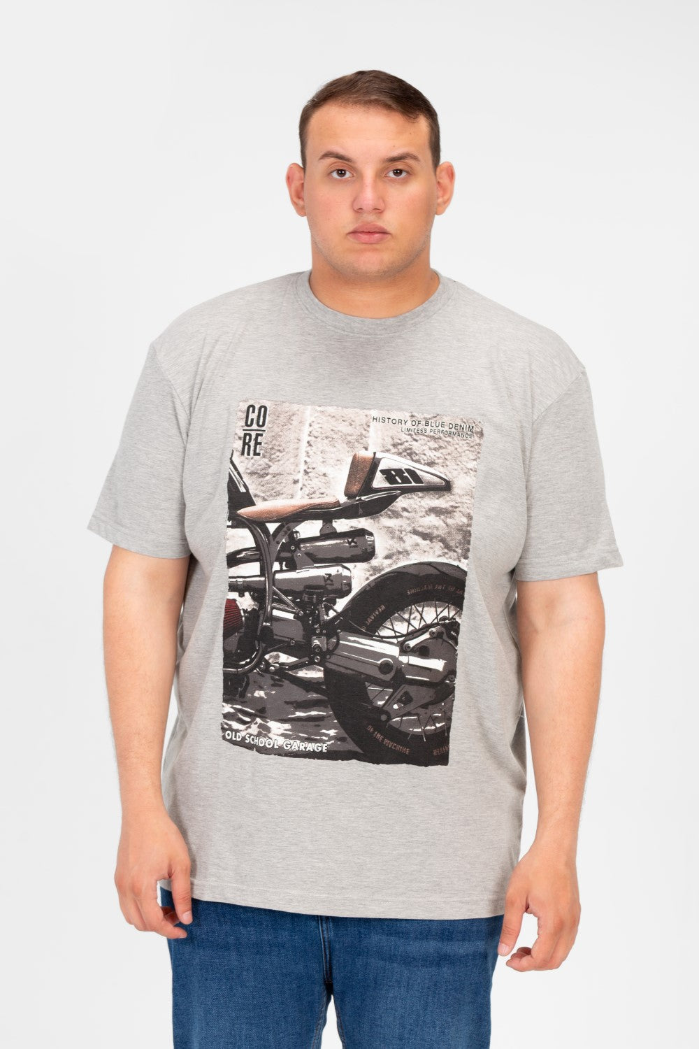 تي شيرت رجالي بمقاس كبير بأكمام قصيرة ورقبة دائرية وطبعة جرافيكية