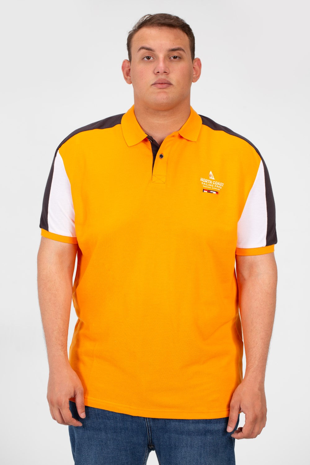 تي شيرت بولو رجالي بأكمام قصيرة ومقاس كبير مطبوع عليه طماطم بطبعة عصرية