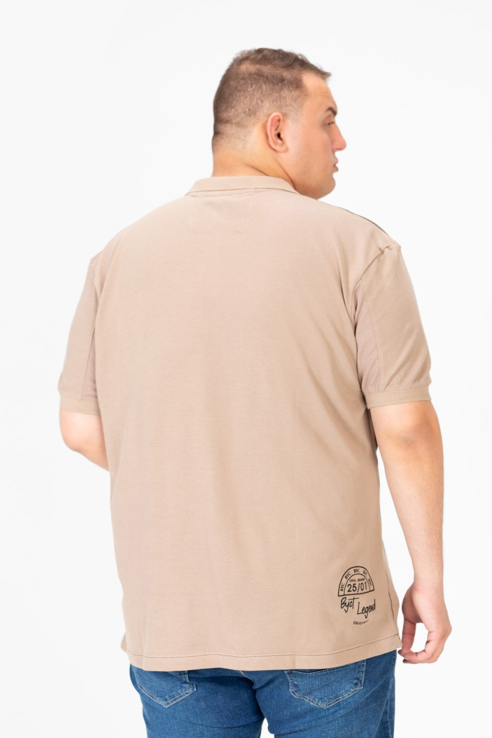 تي شيرت بولو رجالي مطبوع بنصف زر كبير الحجم