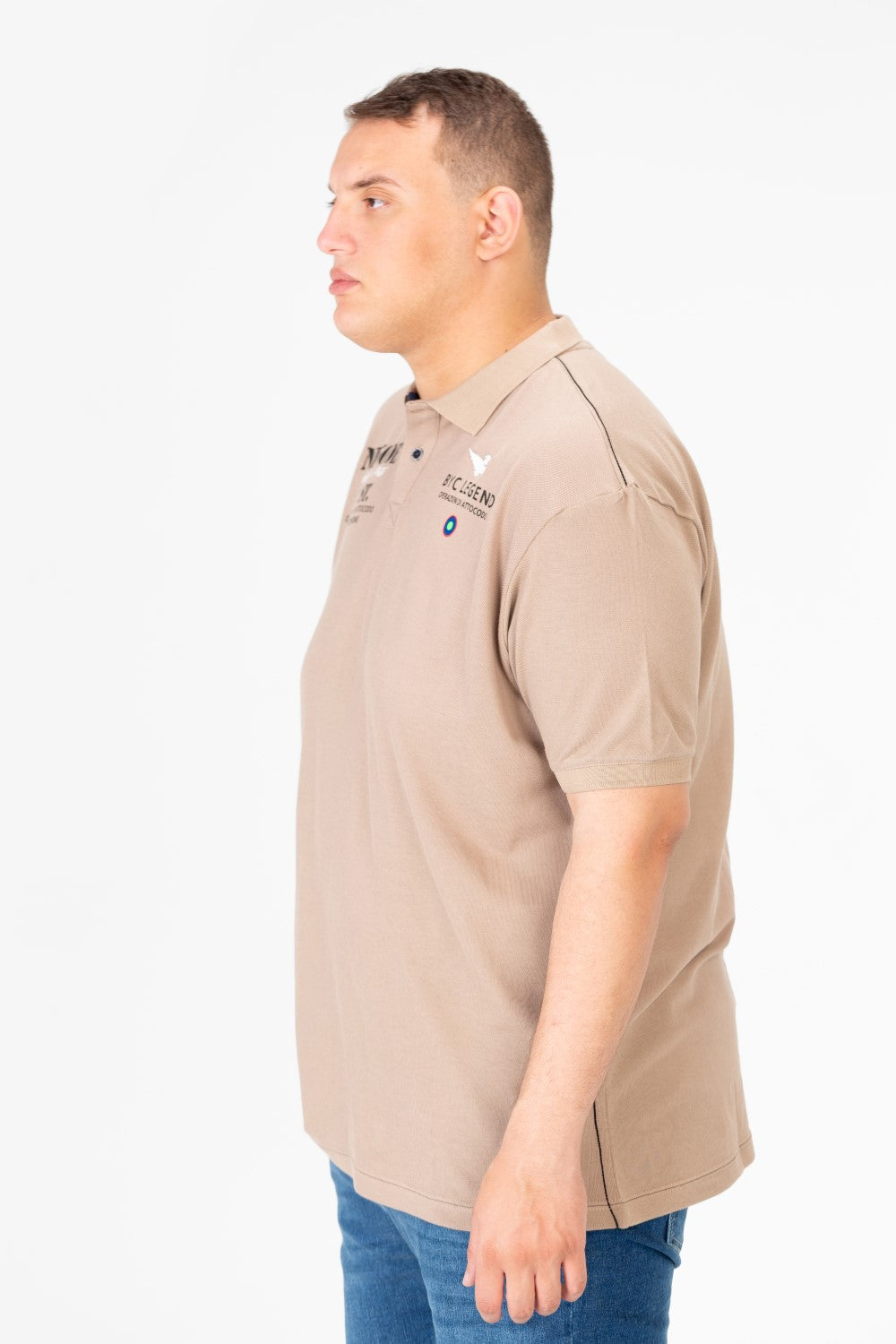 تي شيرت بولو رجالي مطبوع بنصف زر كبير الحجم