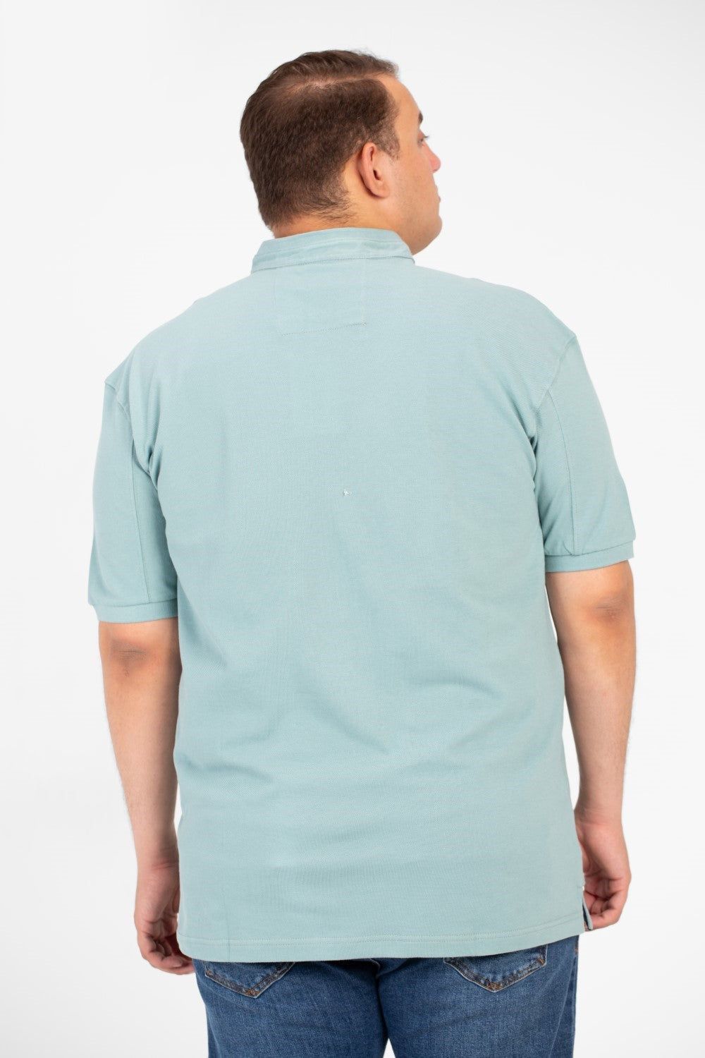 تي شيرت بولو رجالي أساسي بأكمام قصيرة ومقاس كبير مع طباعة نصية أمامية