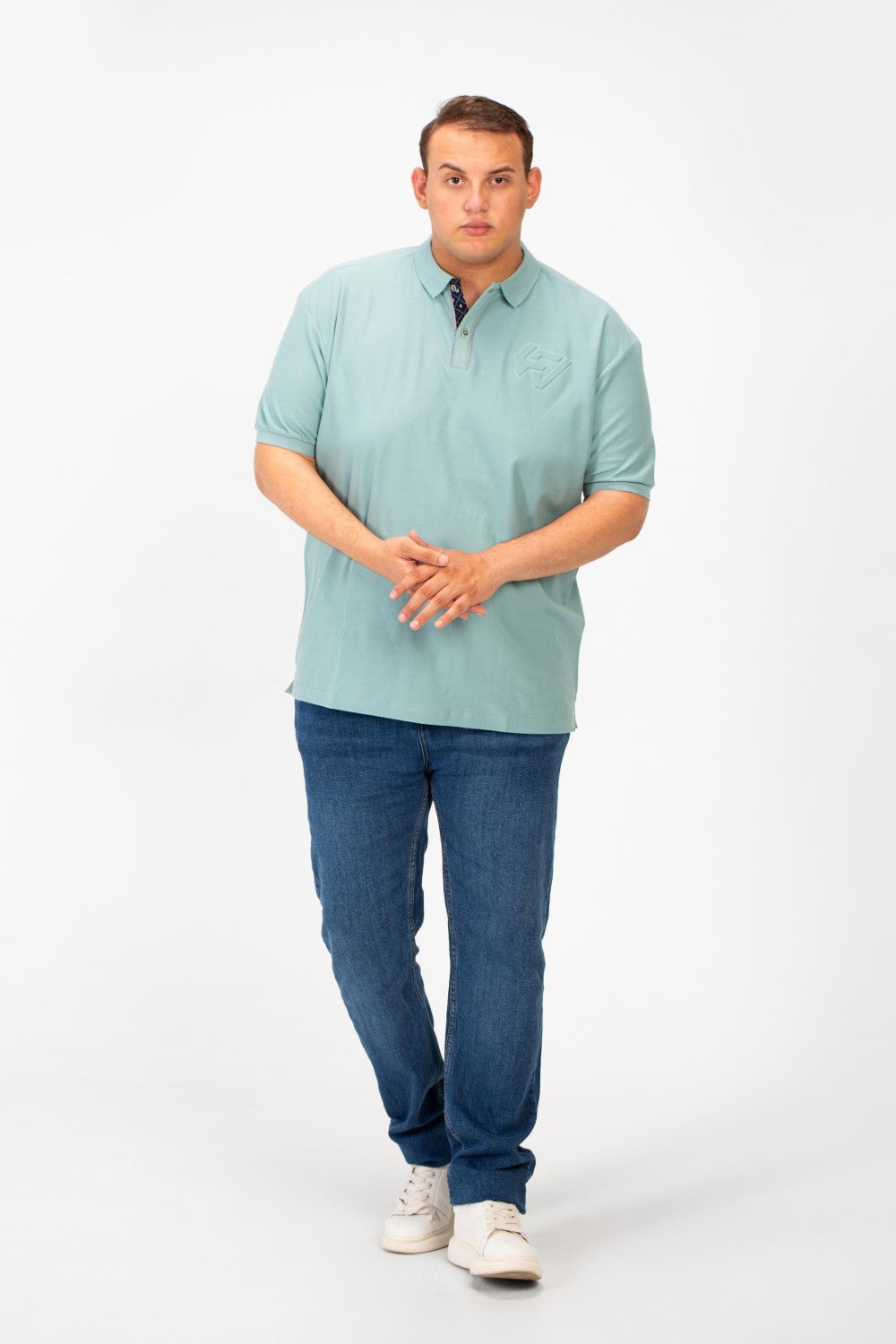 تي شيرت بولو رجالي كبير الحجم بأكمام قصيرة وأزرار نصف أمامية