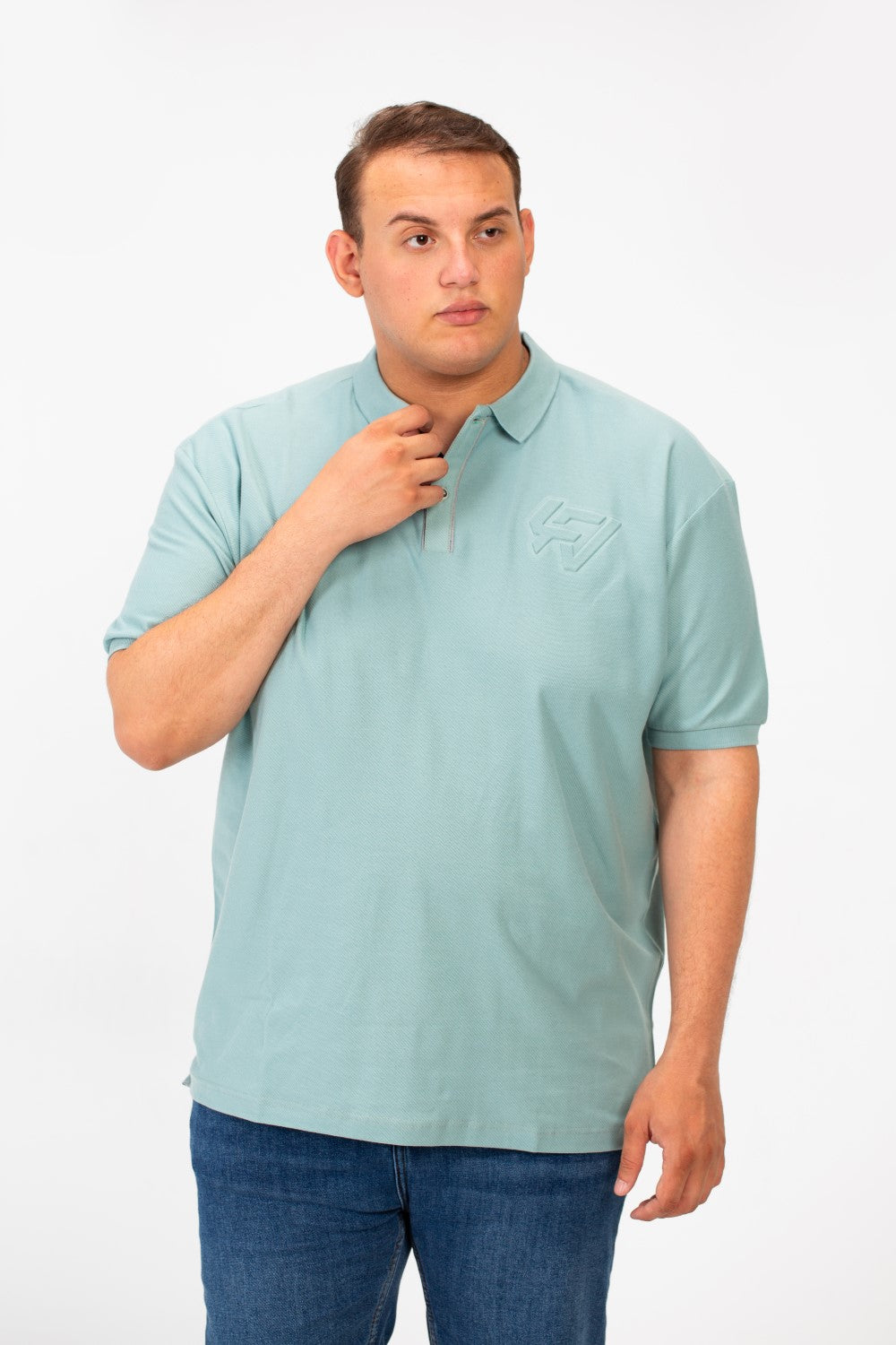 تي شيرت بولو رجالي كبير الحجم بأكمام قصيرة وأزرار نصف أمامية