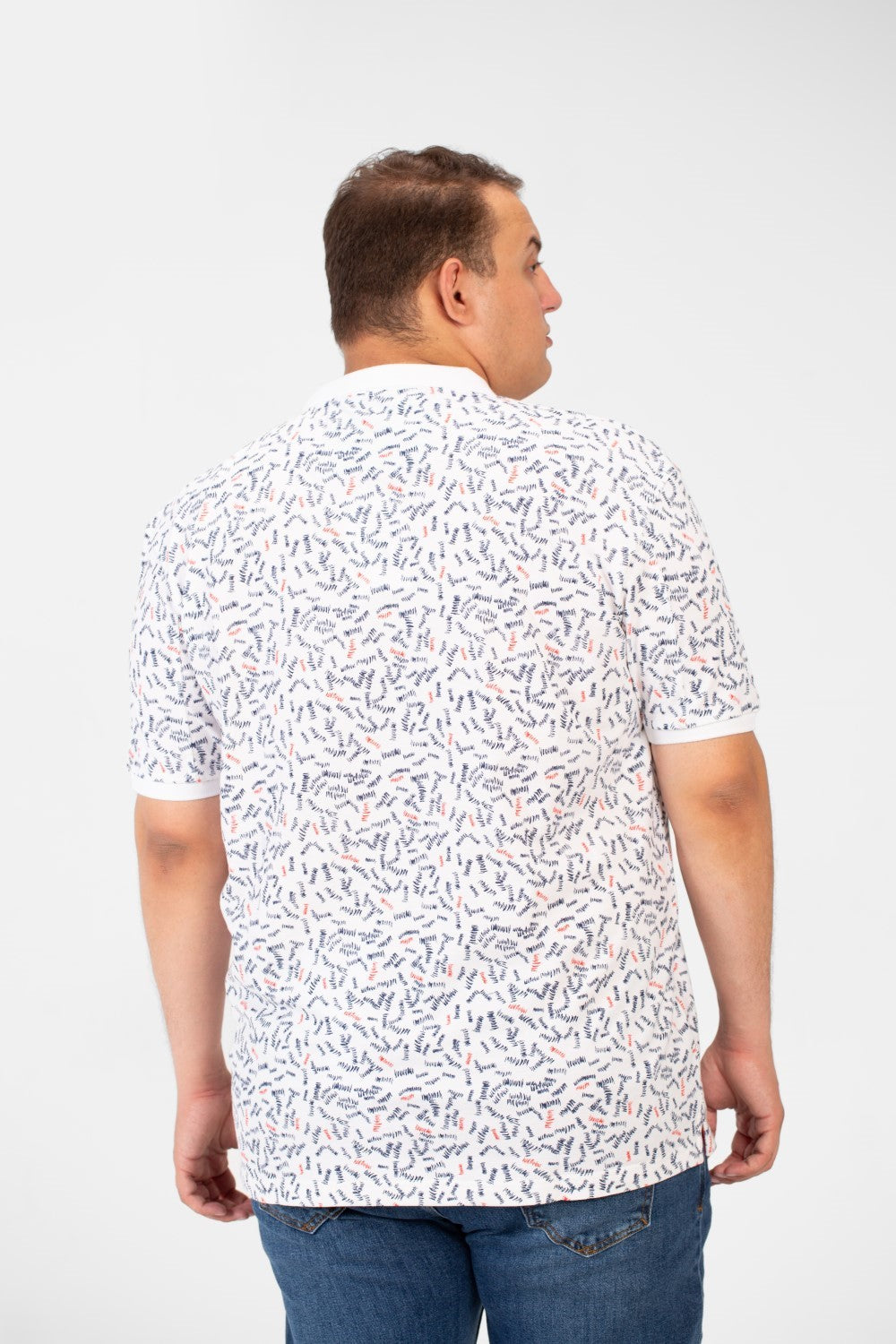 تي شيرت بولو جاكار رجالي كبير الحجم بطباعة كاملة وأكمام نصفية