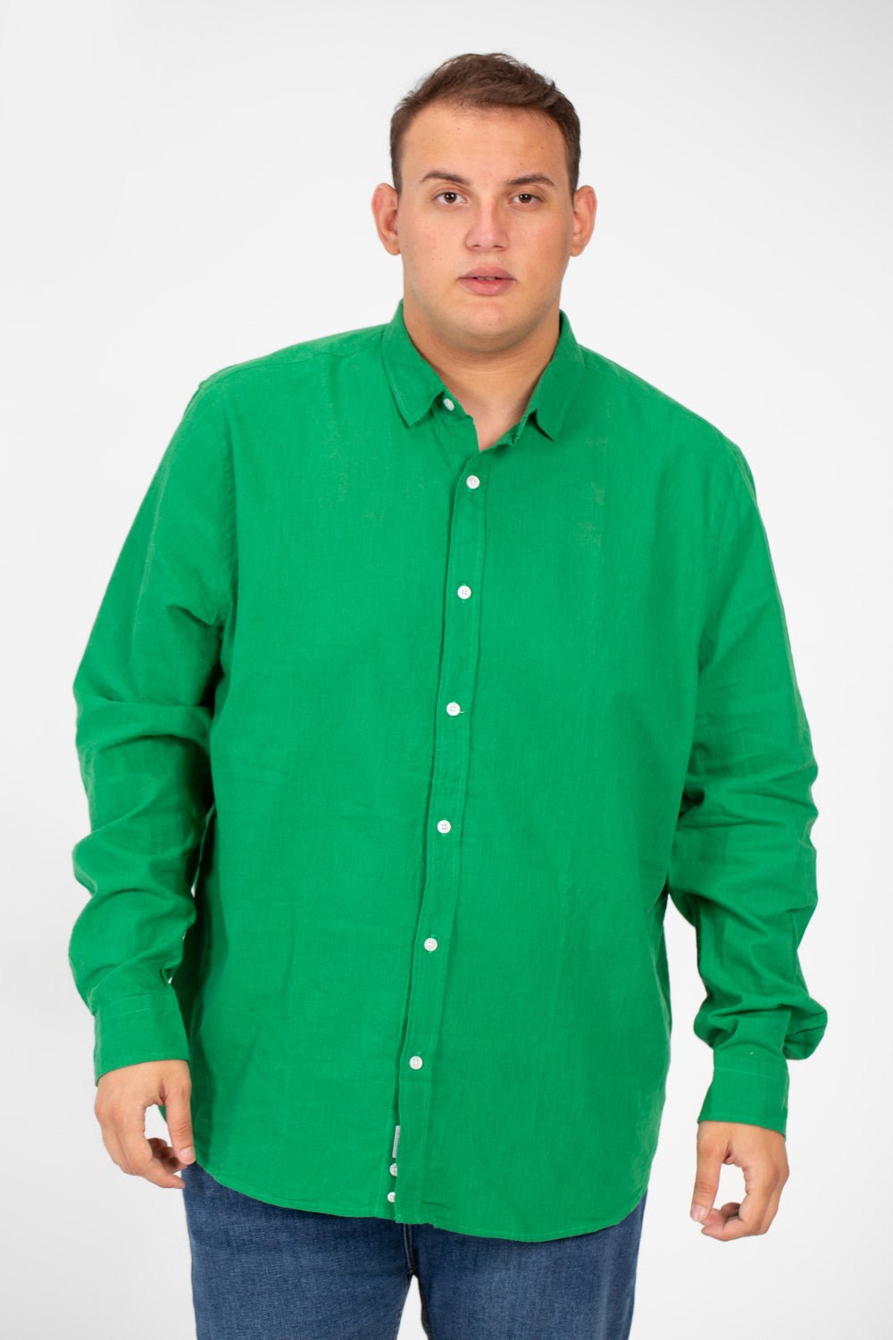 قميص رجالي أساسي بأكمام طويلة ومقاس كبير بألوان صيفية أساسية