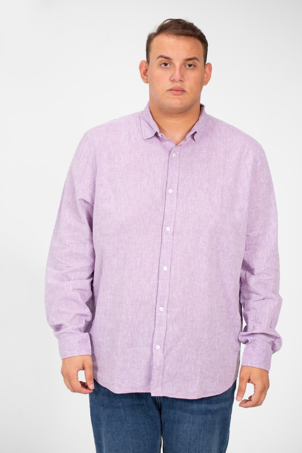 قميص رجالي أساسي بأكمام طويلة ومقاس كبير بألوان صيفية أساسية