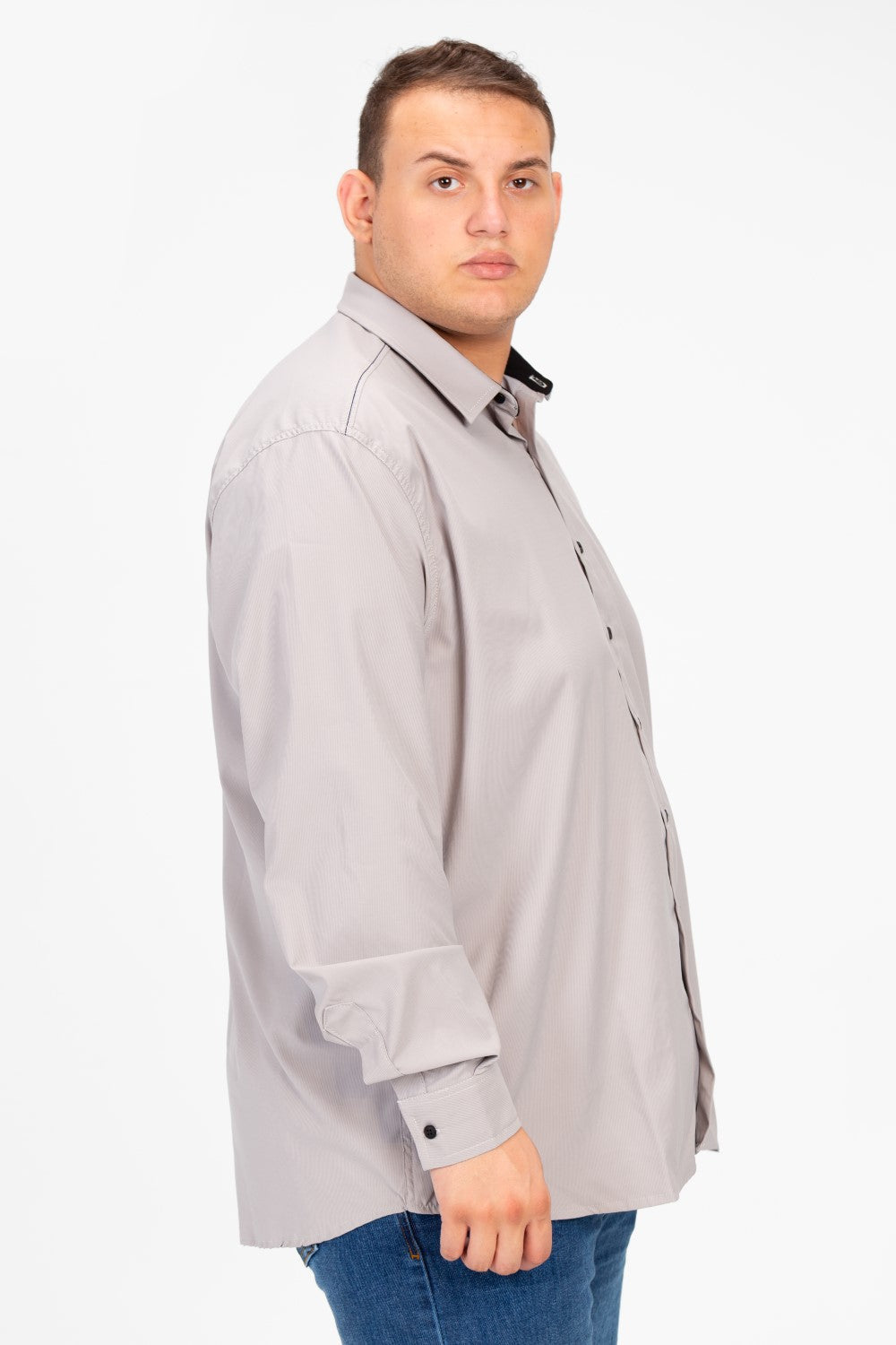 قميص رجالي أساسي بأكمام طويلة ونقشة طماطم كبيرة الحجم