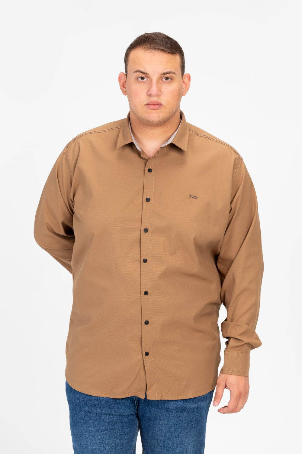 قميص رجالي أساسي بأكمام طويلة ونقشة طماطم كبيرة الحجم