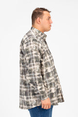 قميص رجالي كبير الحجم بأكمام طويلة ومنقوش