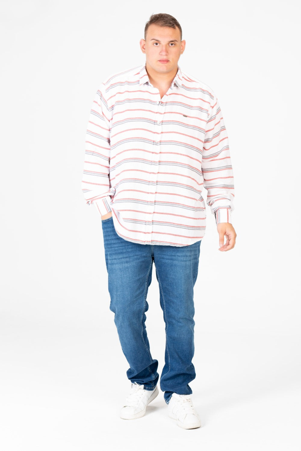 قميص رجالي مخطط بيج بأكمام طويلة، مقاس كبير