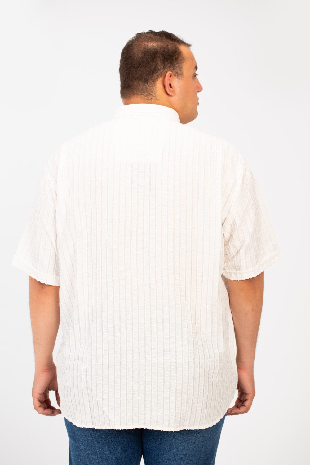 قميص رجالي مخطط نصف كم قابل للتنفس بمقاس كبير