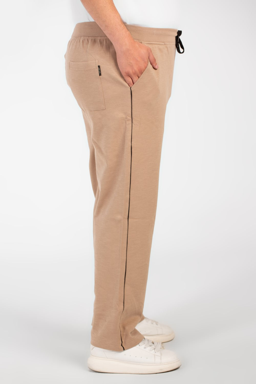 بنطلون رياضي رجالي أساسي عالي الجودة بمقاسات كبيرة وتصميم عصري وجيوب